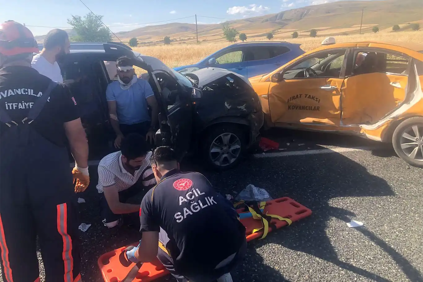 Elazığ’da trafik kazası: 2 yaralı Elazığ’da trafik kazası: 2 yaralı