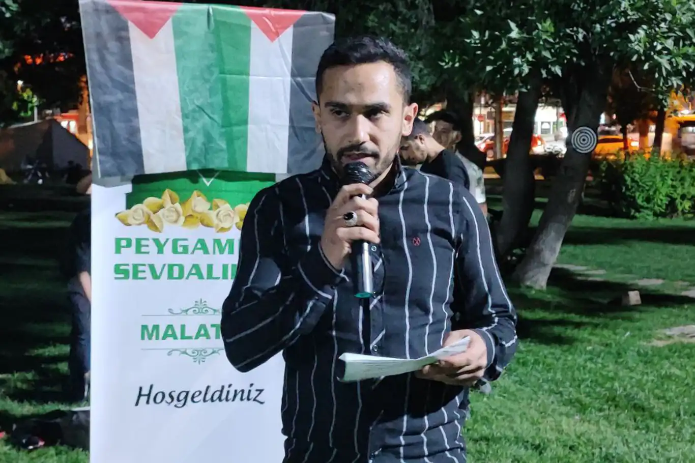 Malatya Peygamber Sevdalıları Derneği'nden gençlere yönelik anlamlı park etkinliği Malatya Peygamber Sevdalıları Derneği'nden gençlere yönelik anlamlı park etkinliği