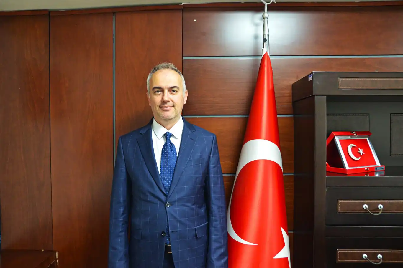 Bursa İl Sağlık Müdürü Dr. Çetin: Bağımlılıktan kurtulmanın ön koşulu bırakmayı istemektir Bursa İl Sağlık Müdürü Dr. Çetin: Bağımlılıktan kurtulmanın ön koşulu bırakmayı istemektir