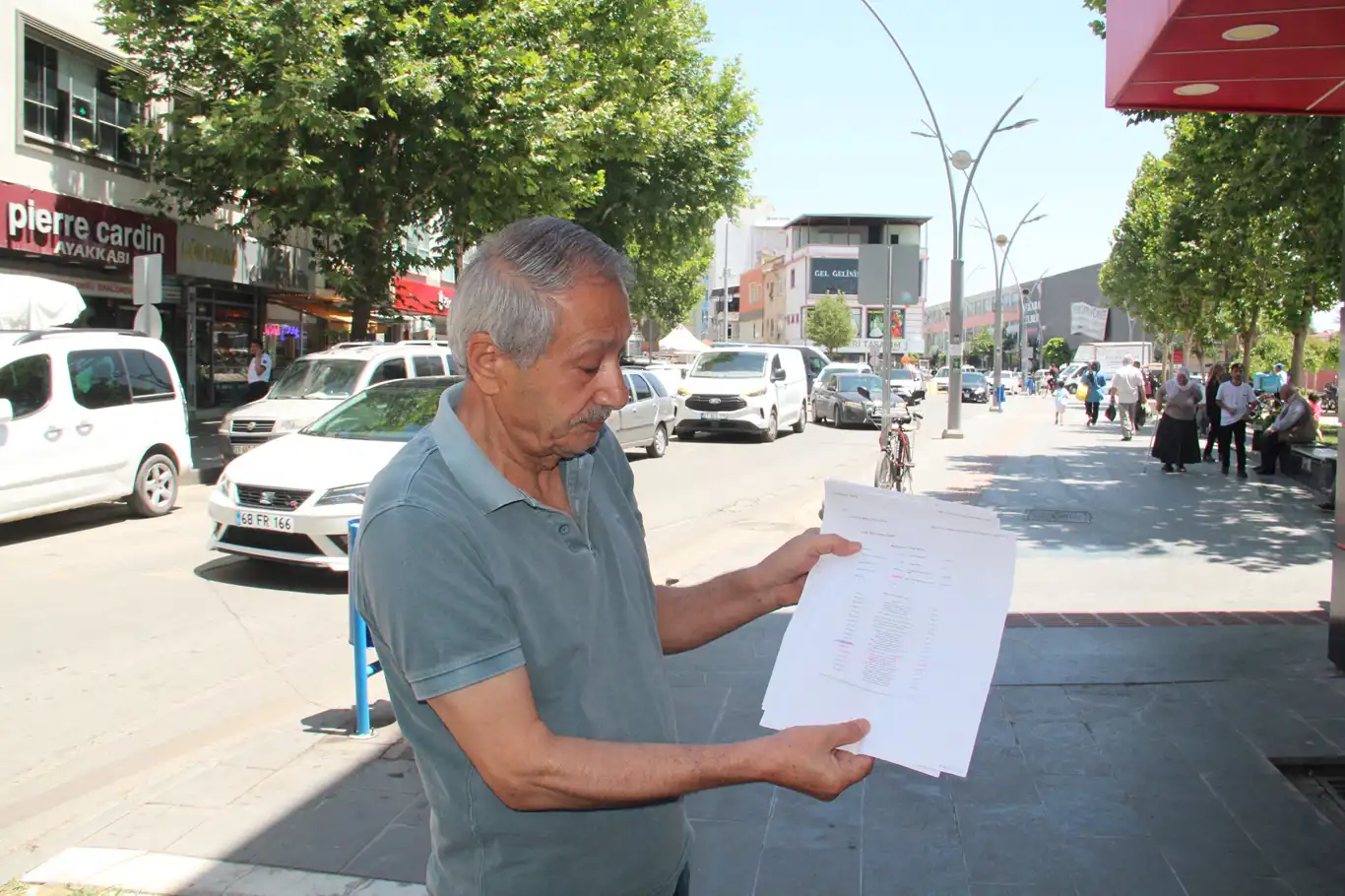Operatörlerin cayma bedeli oyunu: Operatör değiştiren vatandaşlar fatura şoku yaşıyor Operatörlerin cayma bedeli oyunu: Operatör değiştiren vatandaşlar fatura şoku yaşıyor