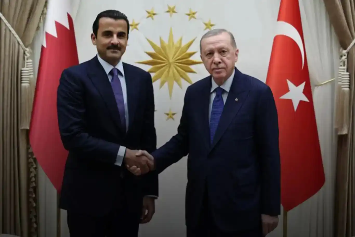 أردوغان في اتصال مع أمير قطر: ندين أي انتهاك لسيادة الدوحة وندعم استقرار المنطقة أردوغان في اتصال مع أمير قطر: ندين أي انتهاك لسيادة الدوحة وندعم استقرار المنطقة