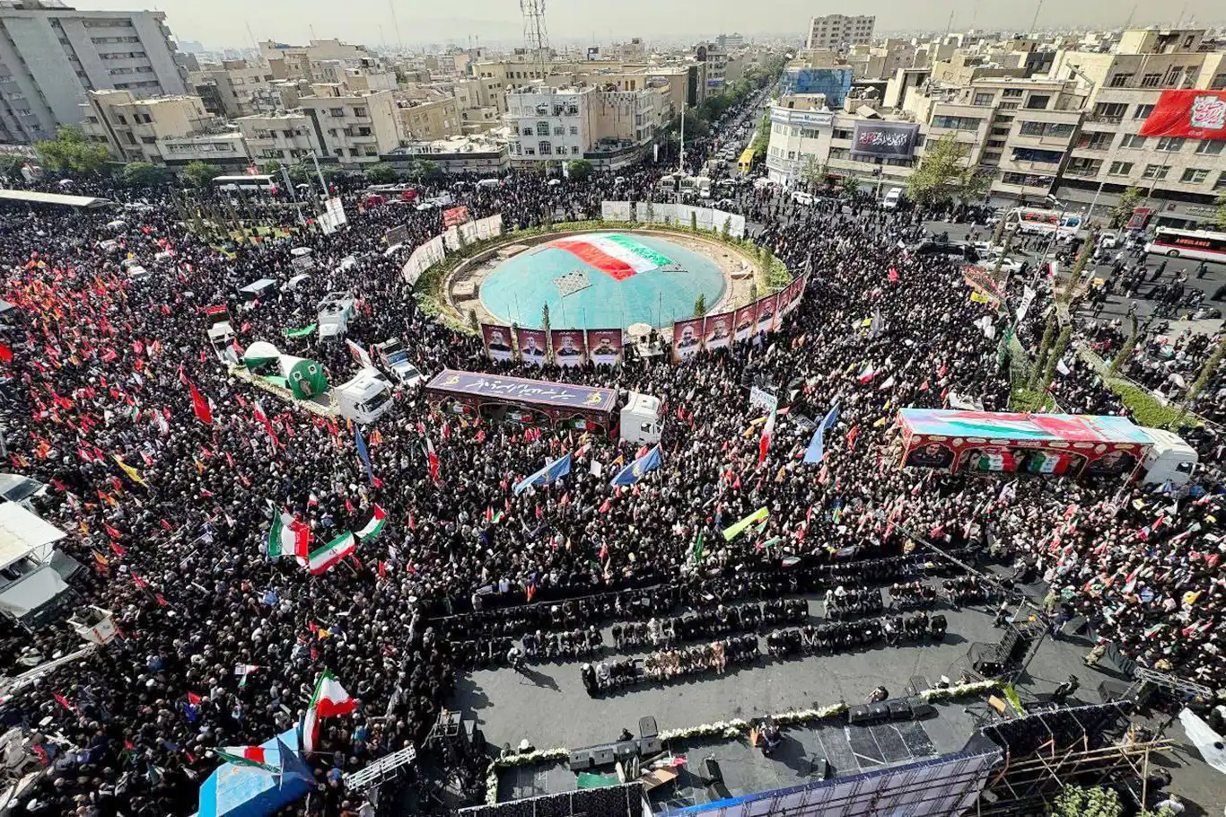Tehran rises in unity: Millions mourn martyrs of Israeli-U.S. aggression Tehran rises in unity: Millions mourn martyrs of Israeli-U.S. aggression