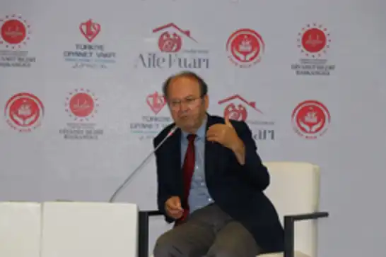 Yazar Kaplan: Postmodern dünyanın aktörleri 'ailesiz bir dünya' tasarlıyor