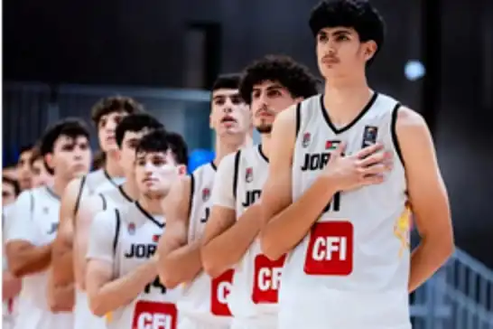 في موقفٍ شجاع ضد التطبيع الرياضي..  منتخب الأردن لكرة السلة يرفض مواجهة فريق الاحتلال