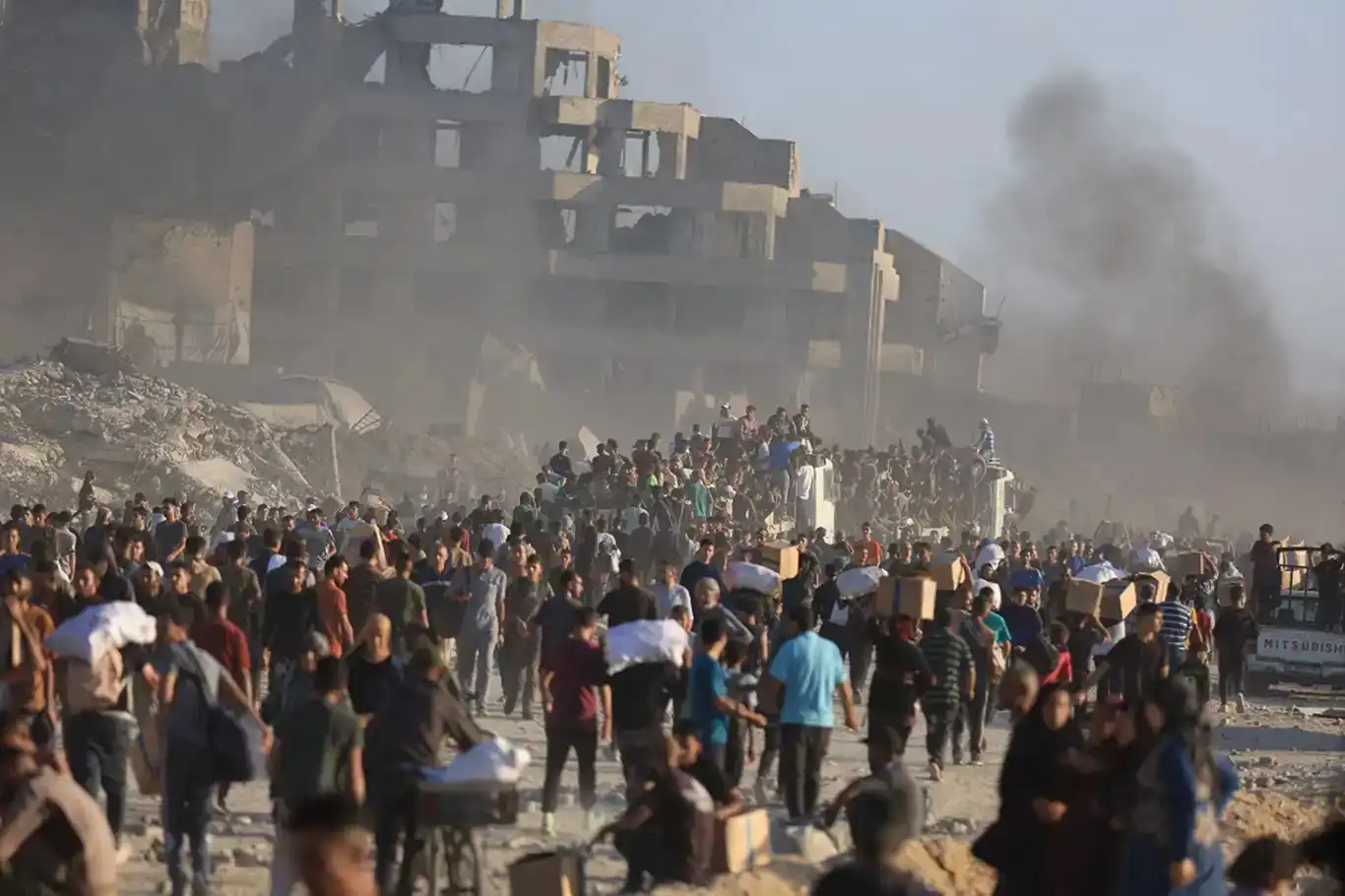 الاحتلال يواصل مجازره في غزة: استشهاد 25 فلسطينياً بينهم أطفال ونساء الاحتلال يواصل مجازره في غزة: استشهاد 25 فلسطينياً بينهم أطفال ونساء