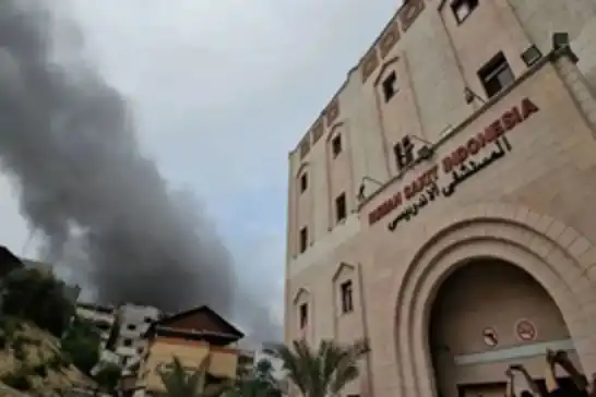 لە غەززە بریندارەکان لە نەخۆشخانەی ئەندەنوسیا چۆڵکران