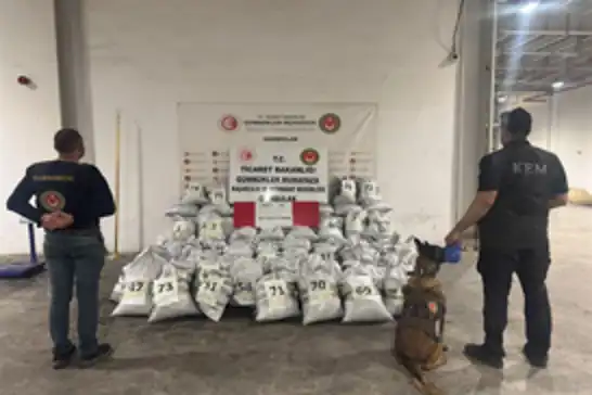 Gürbulak'ta kömüre emdirilmiş 1 ton 870 kilogram uyuşturucu ele geçirildi