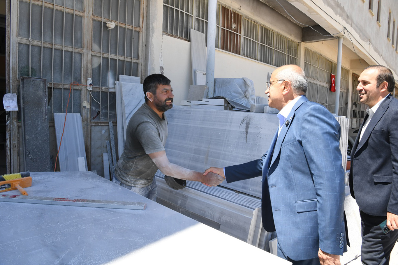 Büyükşehir Belediye Başkanı Er: Belediye kaynaklarını verimli bir şekilde kullanarak hizmet üretiyoruz Büyükşehir Belediye Başkanı Er: Belediye kaynaklarını verimli bir şekilde kullanarak hizmet üretiyoruz