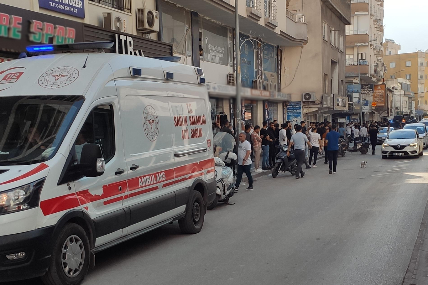 Şırnak’ta sokak kavgasında taş ve sopalar havada uçuştu Şırnak’ta sokak kavgasında taş ve sopalar havada uçuştu