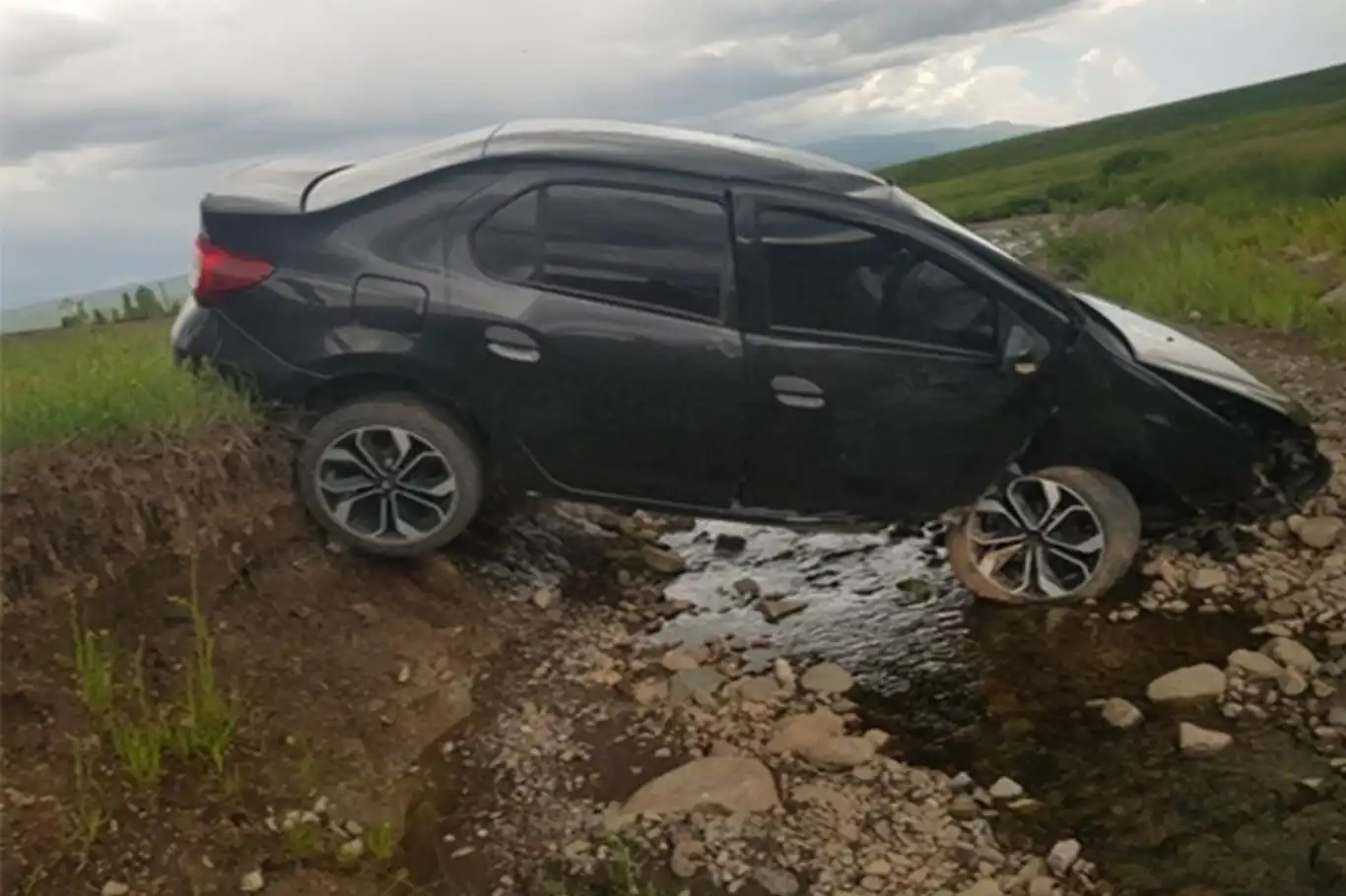 Bingöl’de trafik kazası: 3 kişi yaralandı Bingöl’de trafik kazası: 3 kişi yaralandı