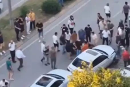 Adana'da zincirleme kaza: 2 yaralı