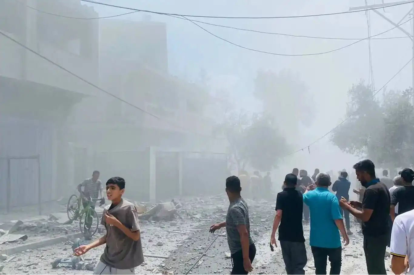 قتلعام جدید علیه افراد در حال دریافت کمک در نوار غزه؛ ۲۷ شهید قتلعام جدید علیه افراد در حال دریافت کمک در نوار غزه؛ ۲۷ شهید
