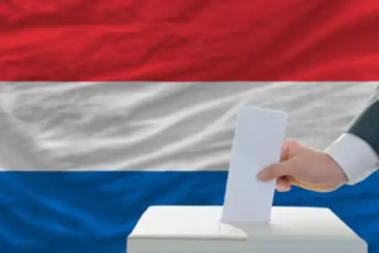 Hollanda'da erken seçim tarihi belli oldu