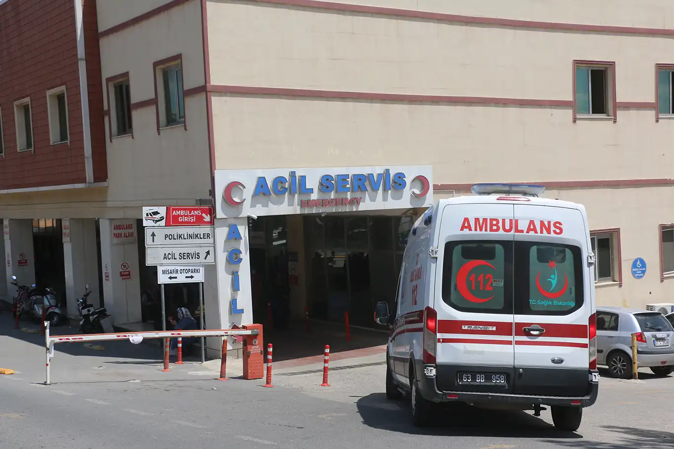 Çocuk kavgası taşlı, sopalı çatışmaya dönüştü: 5 yaralı Çocuk kavgası taşlı, sopalı çatışmaya dönüştü: 5 yaralı