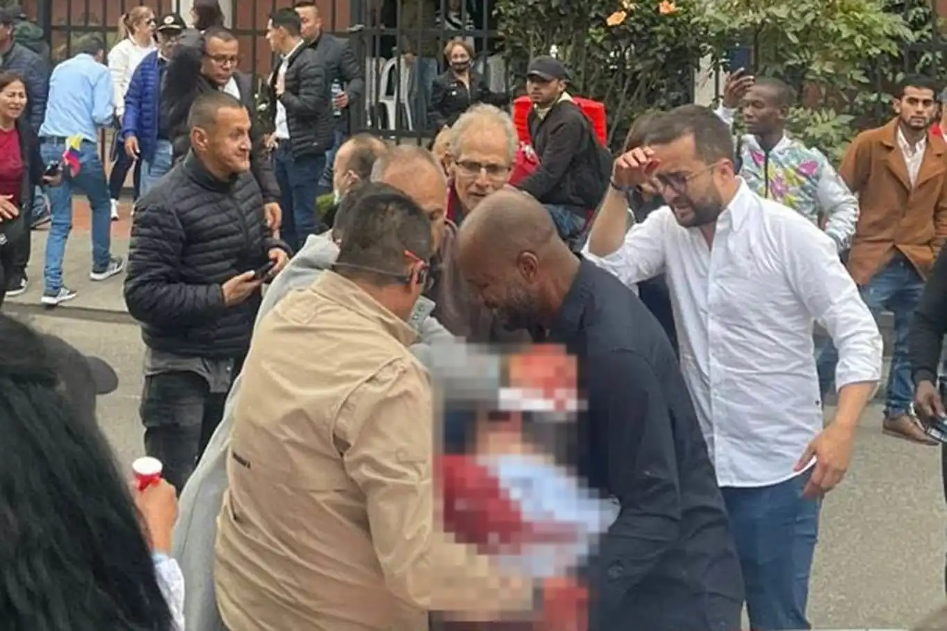 Colombian presidential candidate shot in assassination attempt Colombian presidential candidate shot in assassination attempt