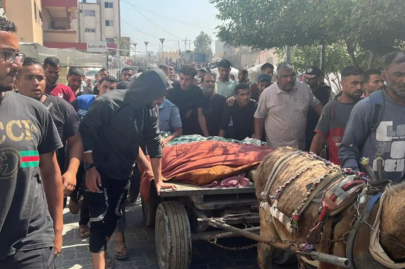 Kurban Bayramı'nın üçüncü gününde Gazze yine kana bulandı Kurban Bayramı'nın üçüncü gününde Gazze yine kana bulandı
