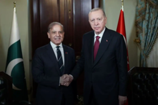 Erdoğan, Sharif reaffirm Türkiye-Pakistan ties in phone call