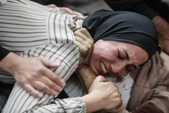 8 شهداء و31 جريحًا..الاحتلال الصهيوني يستهدف تجمعا للمساعدات في رفح