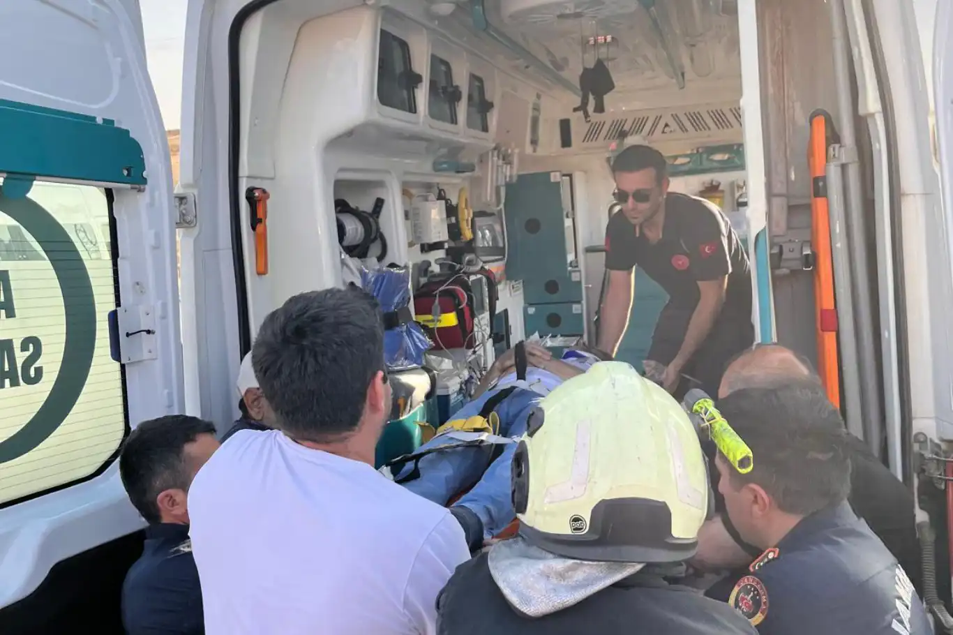 Mardin’de cip ile hafif ticari araç çarpıştı: Biri ağır 9 yaralı Mardin’de cip ile hafif ticari araç çarpıştı: Biri ağır 9 yaralı
