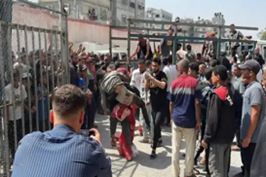 Yardım bekleyen Filistinli sivillere yeni saldırı