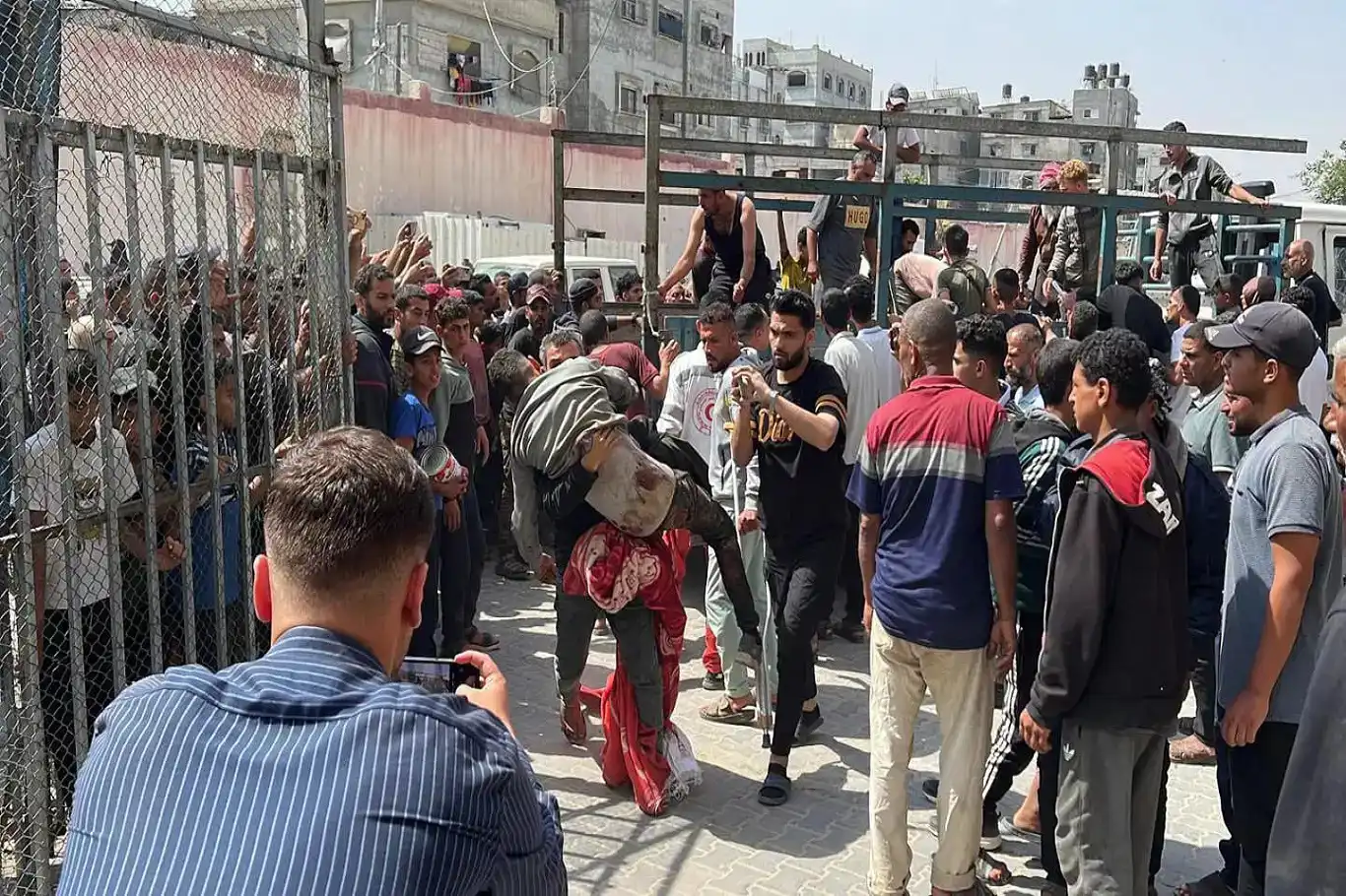 حمله جدید به غیرنظامیان فلسطینی در حال انتظار کمک