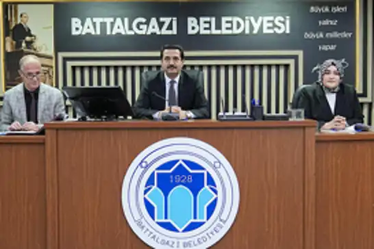 Belediye Başkanı Taşkın: Peygamberimize dil uzatanları şiddetle lanetliyoruz