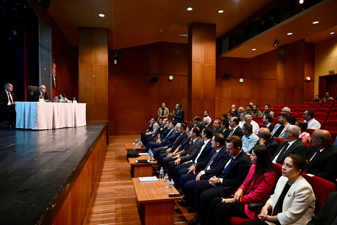 Malatya Valisi Yavuz: Bir halk sağlığı tehdidiyle karşı karşıyayız Malatya Valisi Yavuz: Bir halk sağlığı tehdidiyle karşı karşıyayız