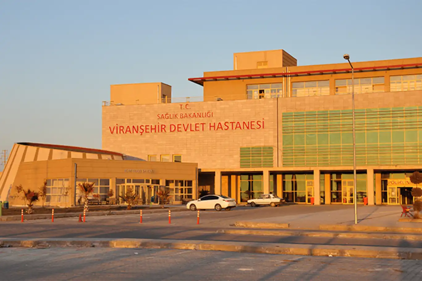 Şanlıurfa’da silahlı saldırıya uğrayan genç hayatını kaybetti Şanlıurfa’da silahlı saldırıya uğrayan genç hayatını kaybetti