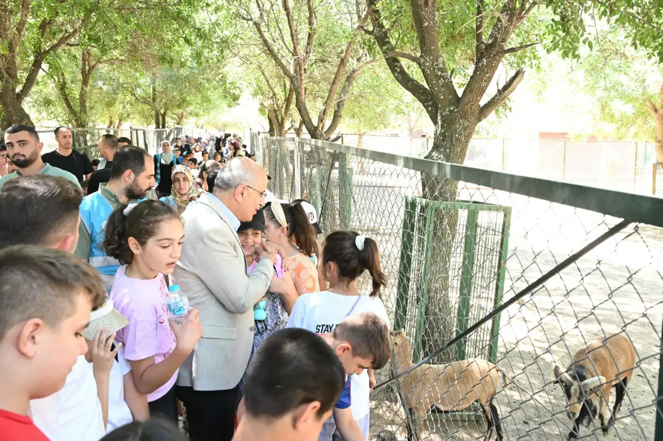 Büyükşehir Belediye Başkanı Er, Kur'an kursu öğrencileri ile bir araya geldi