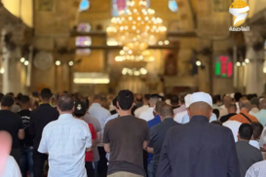 Tens of thousands of Palestinians perform Friday Prayer at Al-Aqsa Mosque