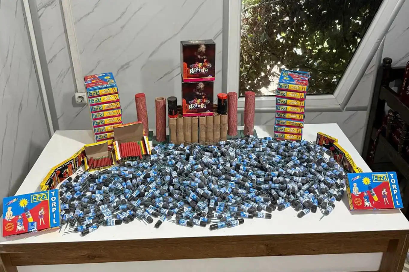 Batman'da el konulan bini aşkın patlayıcı madde imha edildi Batman'da el konulan bini aşkın patlayıcı madde imha edildi