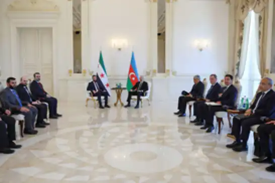 Suriye Cumhurbaşkanı Şara, Azerbaycan'da Aliyev'le görüştü