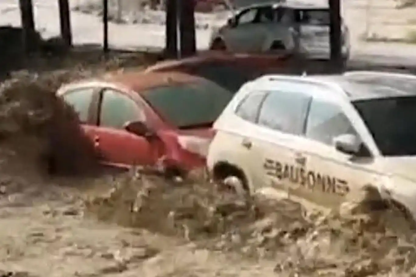 Catalonia floods: Two missing after torrential rains batter northeastern Spain Catalonia floods: Two missing after torrential rains batter northeastern Spain