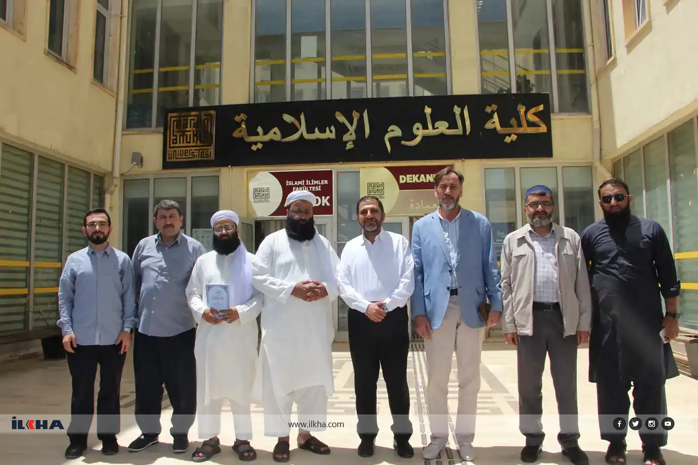 العالِم الباكستاني عبد الرؤوف محمدي: "شعب كشمير بحاجة إلى دعم الأمة الإسلامية" العالِم الباكستاني عبد الرؤوف محمدي: "شعب كشمير بحاجة إلى دعم الأمة الإسلامية"