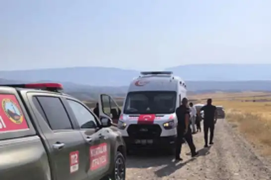 Siirt'te traktörün altında kalan sürücü hayatını kaybetti