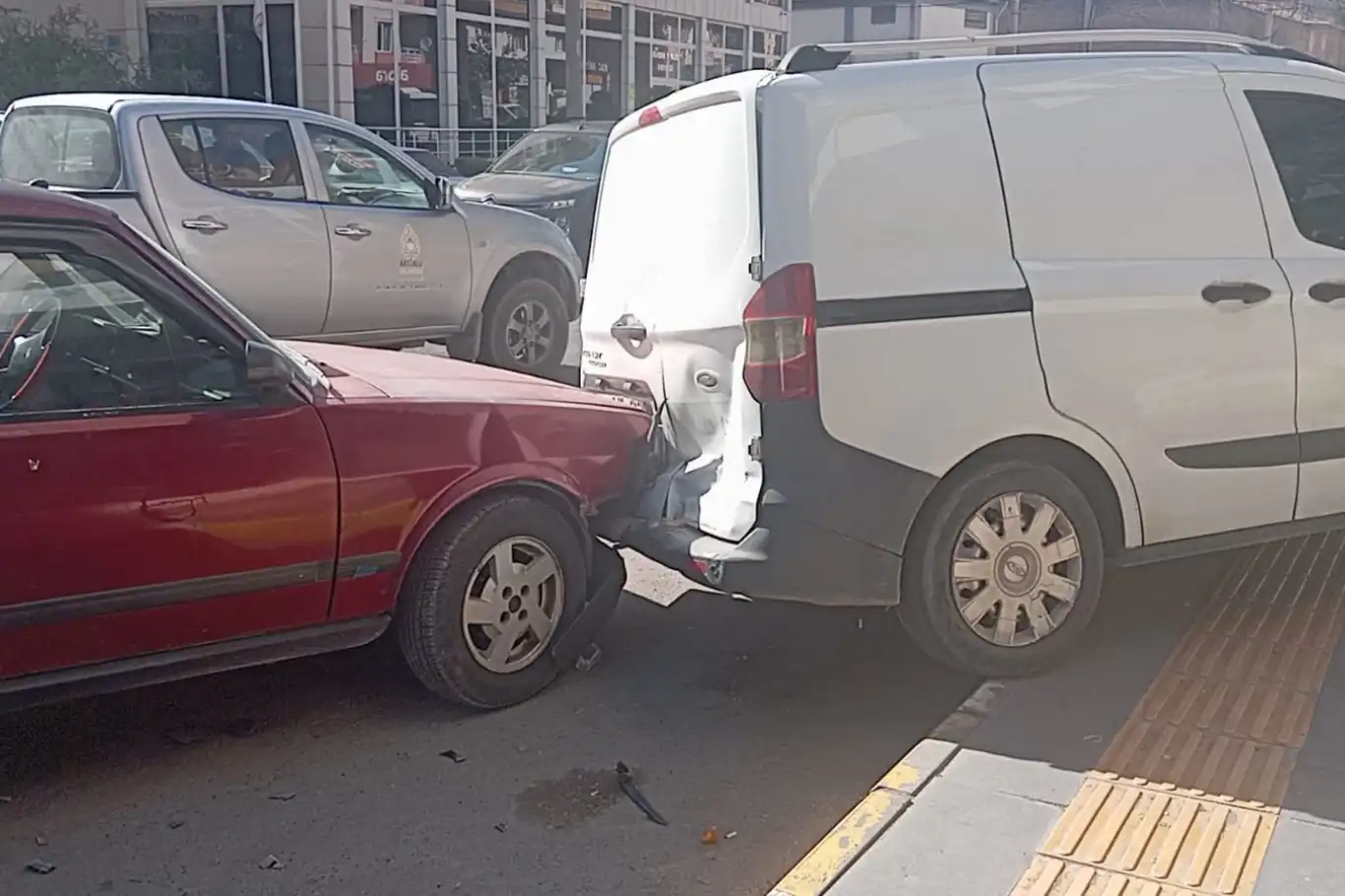 Mardin’de zincirleme kaza: 2 yaralı 