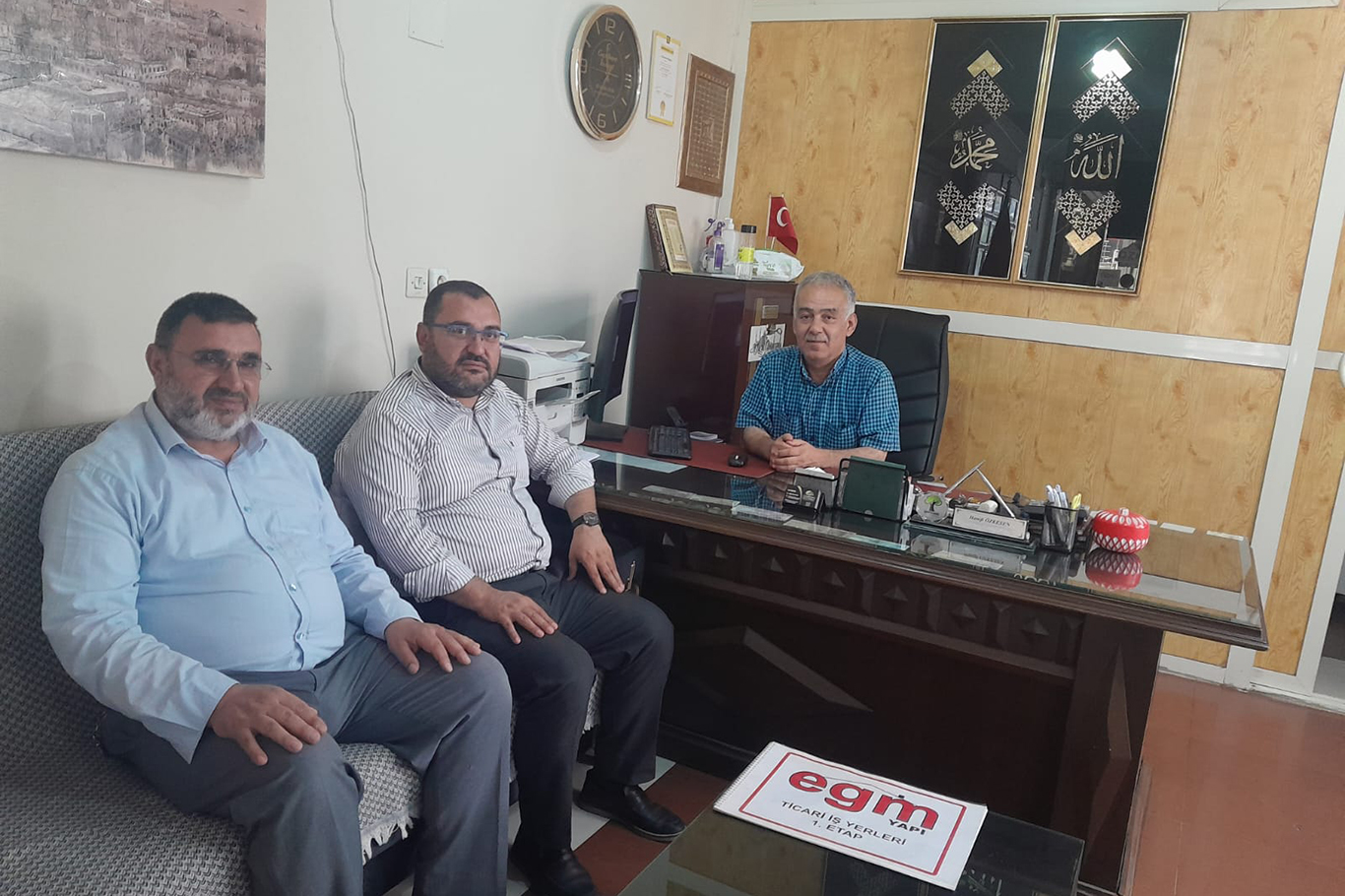 HÜDA PAR Şehitkamil ilçe Başkanı Kaplan, esnafı ziyaret etti HÜDA PAR Şehitkamil ilçe Başkanı Kaplan, esnafı ziyaret etti