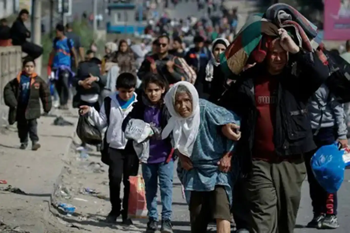 BM: Gazze'de hemen hemen herkes yerinden edildi BM: Gazze'de hemen hemen herkes yerinden edildi