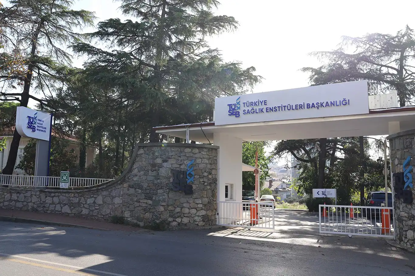 Türkiye Sağlık Enstitüleri Başkanlığı 100 personel alacak Türkiye Sağlık Enstitüleri Başkanlığı 100 personel alacak