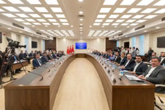 Kamu işçileri için 3'üncü zam teklifi yüzde 24'e çıkarıldı