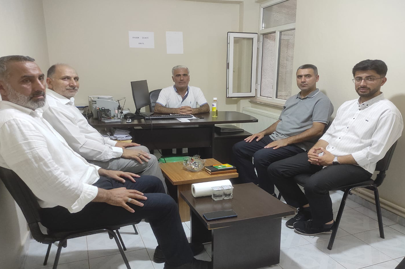 HÜDA PAR Bingöl İl Başkanlığı’ndan Yenişehir Mahallesine ziyaret HÜDA PAR Bingöl İl Başkanlığı’ndan Yenişehir Mahallesine ziyaret