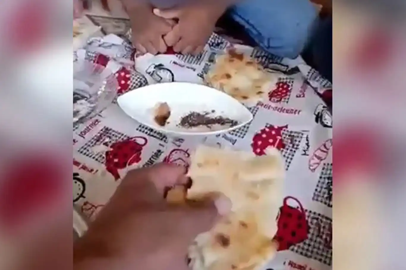 HÜDA PAR: Masum çocuklara yapılan bu zulüm kabul edilemez HÜDA PAR: Masum çocuklara yapılan bu zulüm kabul edilemez