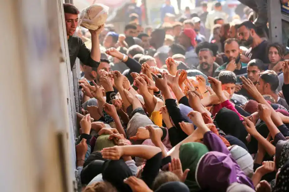 Ekmek yok, su yok, merhamet yok: Gazze'de açlıkla ölüm arasında seçim kalmadı Ekmek yok, su yok, merhamet yok: Gazze'de açlıkla ölüm arasında seçim kalmadı