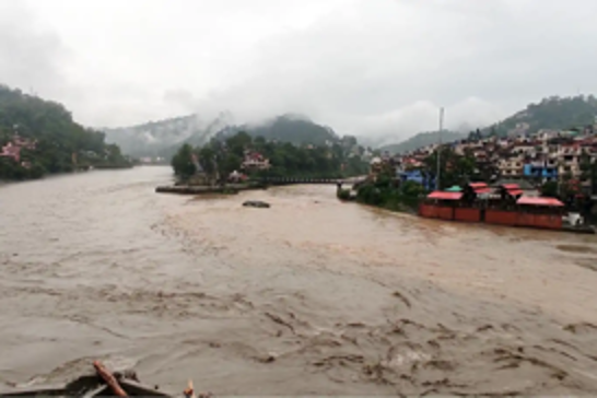10 dead, 34 missing as cloudbursts, flash floods hit northern India