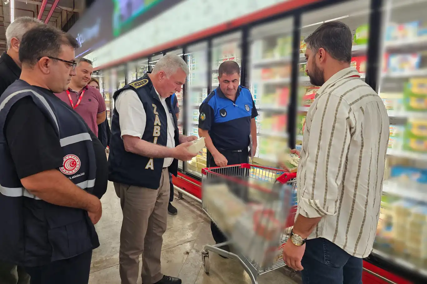 Büyükşehir Belediyesi zabıta ekipleri denetimlerini sürdürüyor
