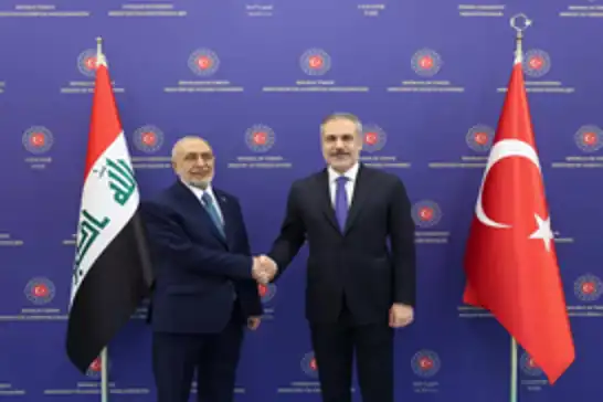 وزير الخارجية التركي "فيدان" يلتقي رئيس مجلس النواب العراقي المشهداني في أنقرة