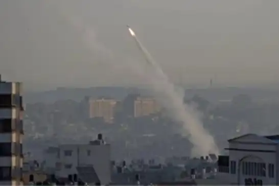 Ji Yemen û Xezzeyê ji axên îşxalkirî re fuze hatin avêtin