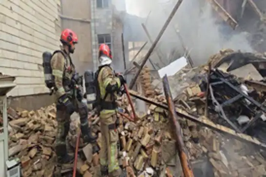 İran'da korkutan patlama: 13 yaralı