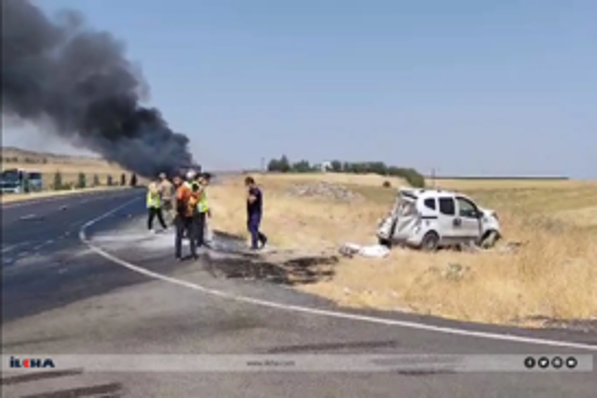 Li Dîyarbekirê tirek û wesayîtekî li hev qelibîn: Tir şewitî
