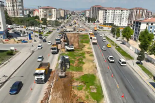 Büyükşehir Belediye Başkanı Er: Çöşnük Kavşağı'nda trafik yükünü hafifletiyoruz